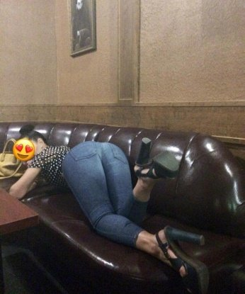 Я опытная индивидуалка, истинная мастерица своего дела. Разделяю с тобой мои услуги, возможности и фото, чтобы ты почувствовал все мои прелести. Я живу в Москве и готова подарить тебе незабываемые моменты страсти и наслаждения. ❤️💋
Обращаясь ко мне, ты открываешь дверь в мир безудержных удовольствий. Мои услуги включают все, что ты можешь себе представить. Я изысканная любовница, соблазнительная госпожа или молоденькая игривая нимфа - выбирай, и я воплотлю все твои фантазии в реальность. 💥💦
Мои навыки и следование принципу Азалия